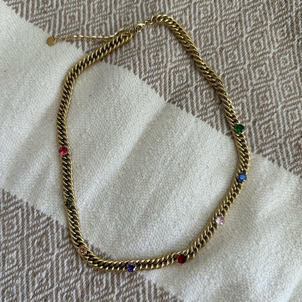 Paradox necklace